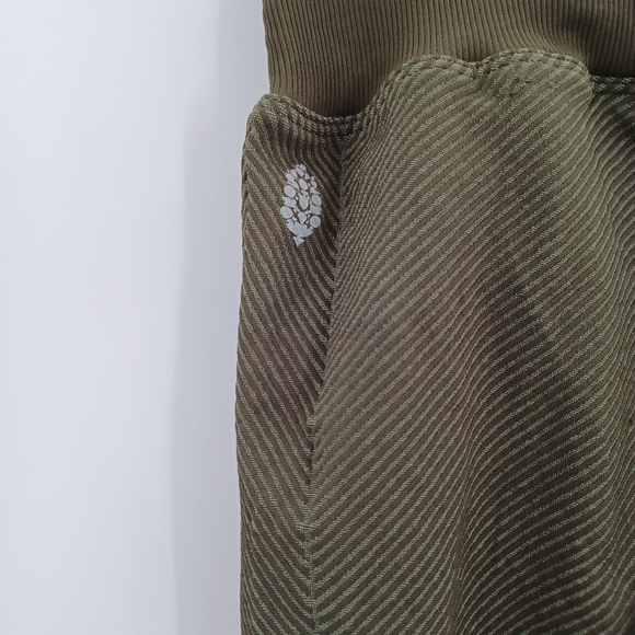 FP Movement Rewind Leggings in Army Green - Picture 4 of 6